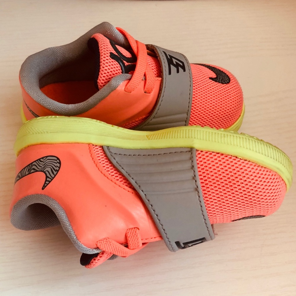 SOLD: Toddler 5C KD’s